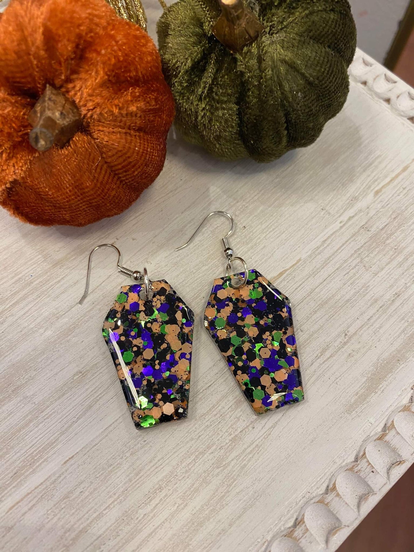 Coffin / Handmade resin and glitter earrings
