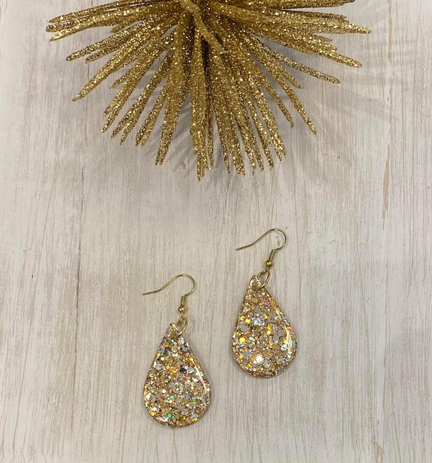 Teardrop Handmade resin and glitter earrings