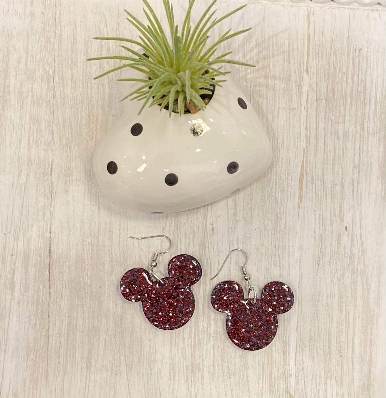 Mouse Head / Handmade resin and glitter earrings