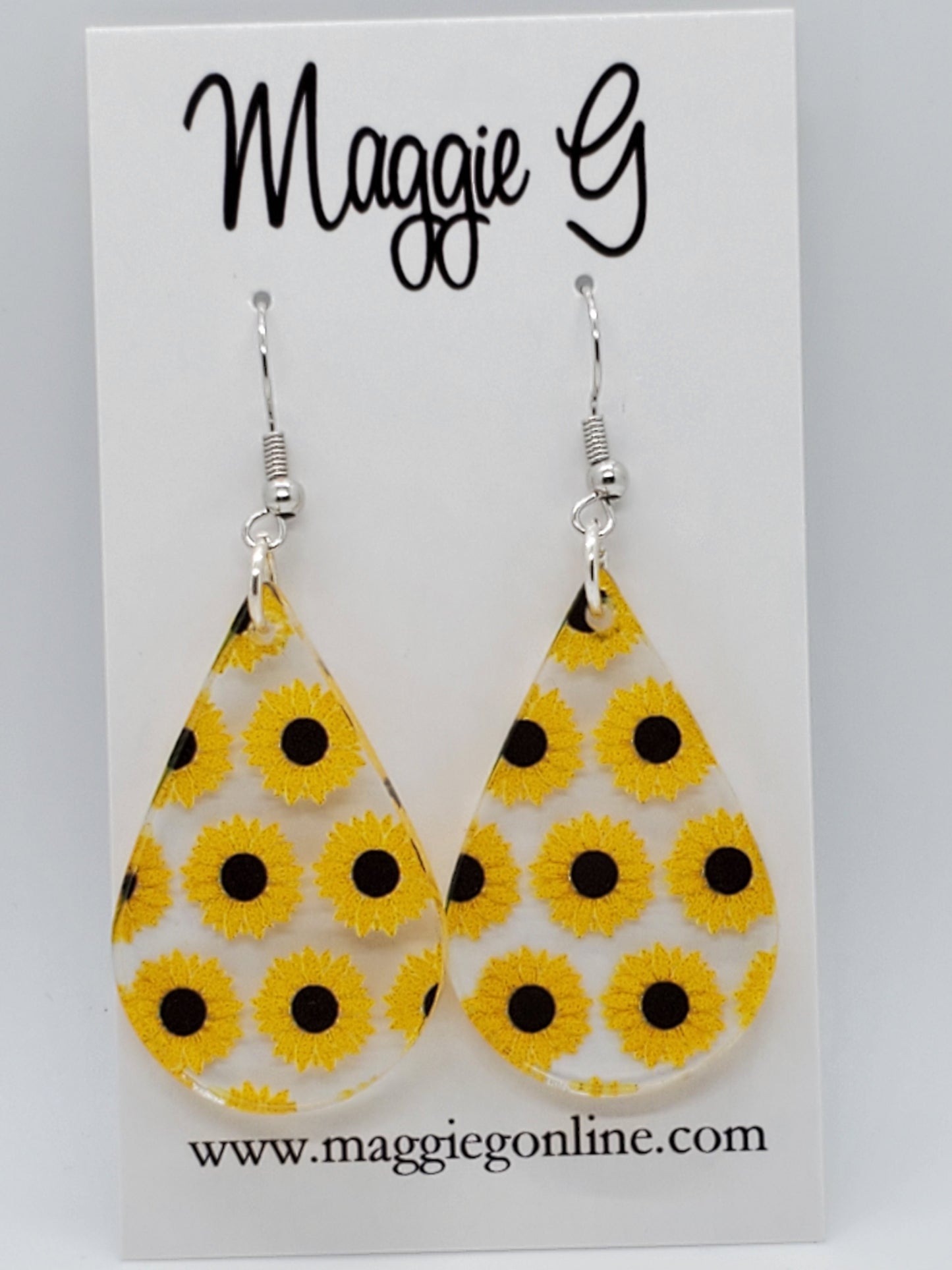 Sunflower Teardrop Earrings / Handmade Acrylic Sunflowers Earrings / Sunflowers